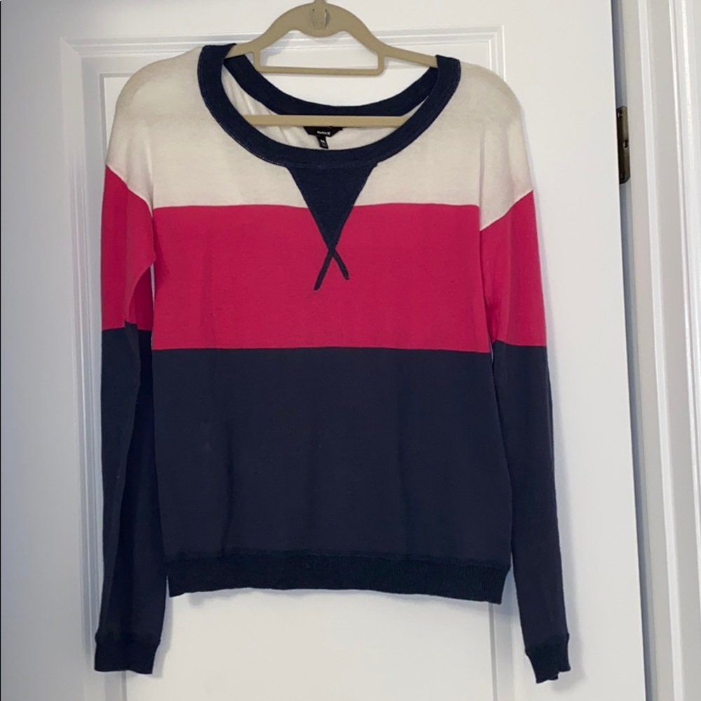 Hurley sweater